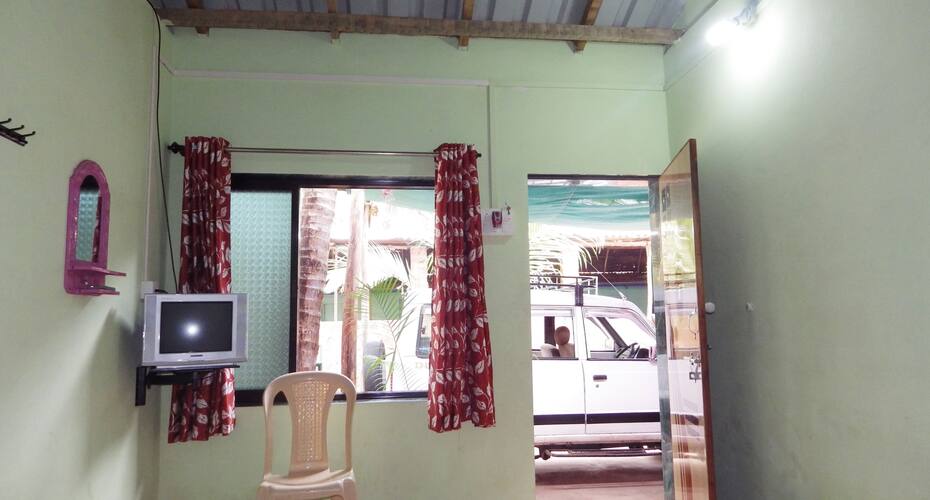 Riddhi Nyahari Niwas, Tarkarli 5